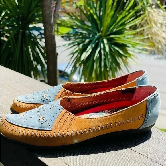HUSH PUPPIES Women’s stitched leather flats Blue/Tan casual Size:9-1/2 - Picture 4 of 6